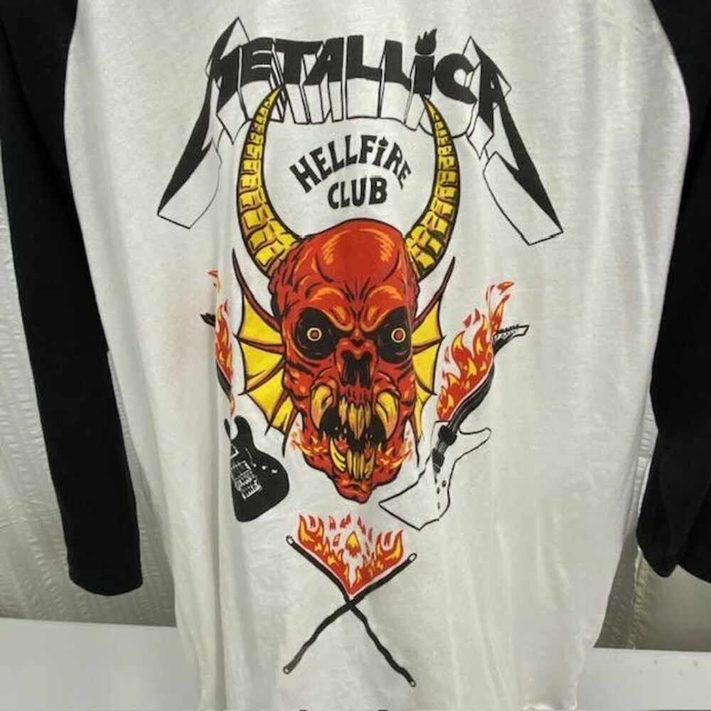 Metallica Stranger Things Hellfire Club Shirt XXL 2XL Raglan 2022 Netflix